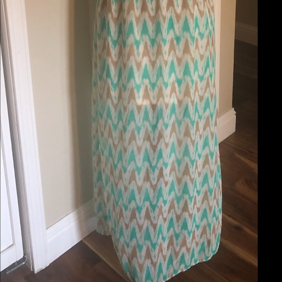 🦋CHARMING CHARLIE Long Summer Dress 🦋BOGO🦋 - Picture 2 of 5